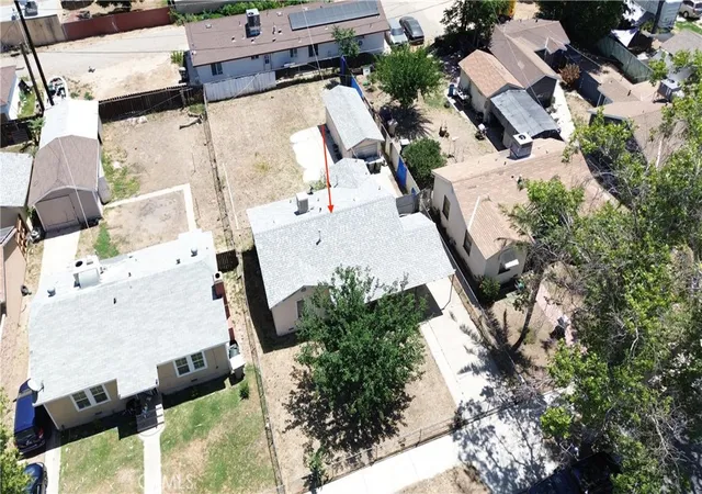 5th image of 514 L, Bakersfield, CA 93304 | MLS# DW26108583