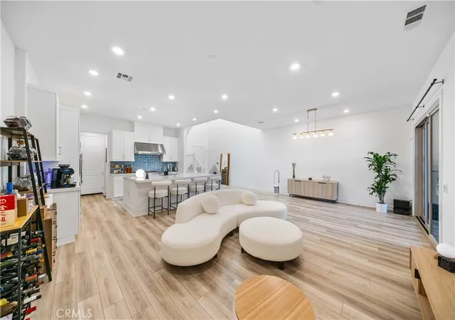 2nd image of 378 Mullberry Pl, Montebello, CA 90640 | MLS# OC26108632
