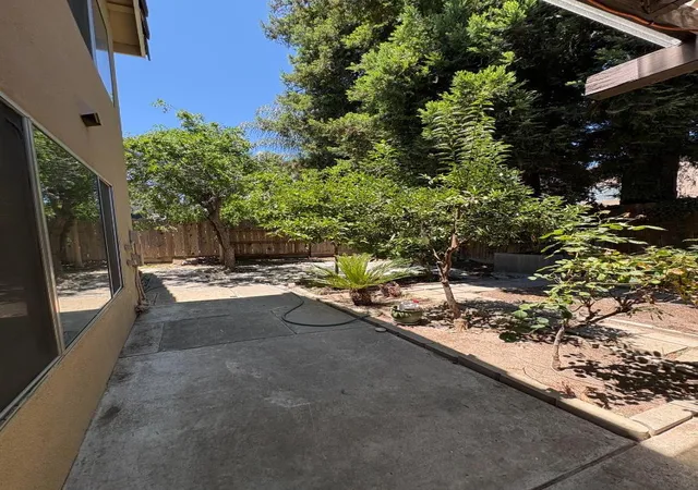 13th image of 3905 Wilkesboro Ave, Modesto, CA 95357 | MLS# ML82047781
