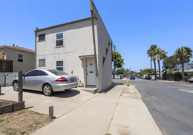 Photo 3 of House for sale at 4597 Long Branch Ave #2, San Diego, CA 92107 | MLS# NDP2604812 | Listing updated on 2026-10-09
