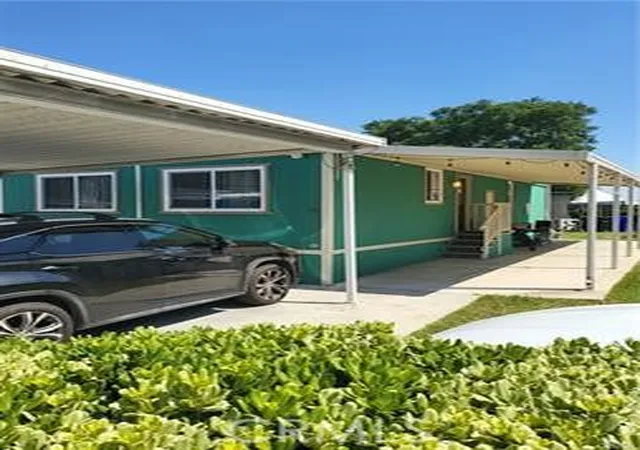 Homes for sale in Bloomington, CA | 10701 Cedar Ave #46, Bloomington, CA 92316 | MLS# IV26108652
