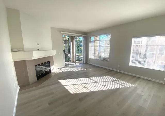 Listing Photo 1 - Condo for sale in building located at 2220 Camino De La Reina, San Diego, CA 92108 - Unit #204