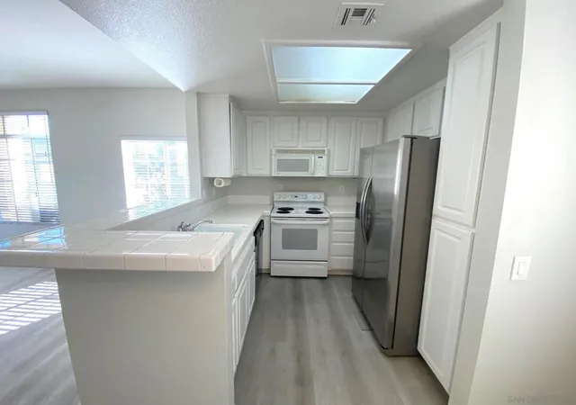 Photo 4 of Condo for sale at 2220 Camino De La Reina #204, San Diego, CA 92108 | MLS# 260012066SD | Listing updated on 2026-09-05