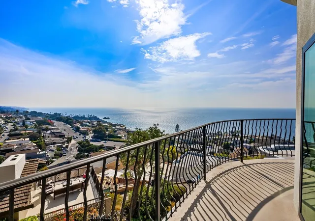 Homes for sale in Laguna Beach, CA | 2790 Queda, Laguna Beach, CA 92651 | MLS# OC26102060
