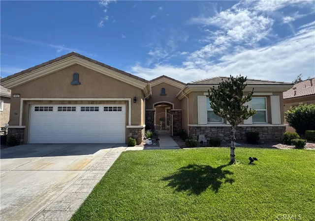 Photo 1 of Single family home for sale at 10927 Katepwa St, Apple Valley, CA 92308 | MLS# HD26108070 | Listing updated on 2026-10-06