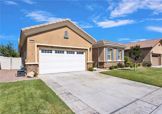 5th image of 10927 Katepwa St, Apple Valley, CA 92308 | MLS# HD26108070