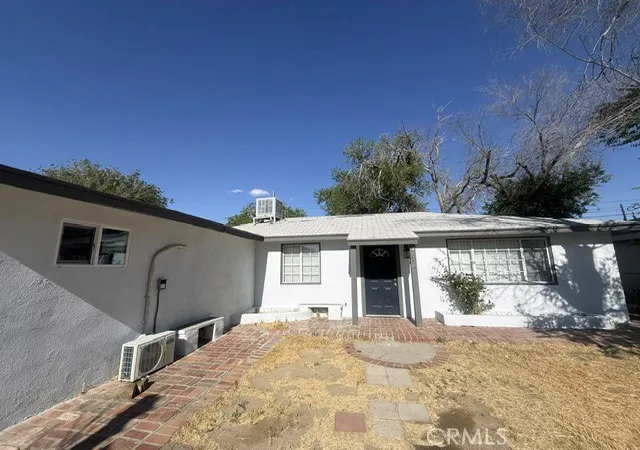 Photo 2 of Single family home for sale at 45320 Kingtree, Lancaster, CA 93534 | MLS# SR26108691 | Listing updated on 2026-09-09