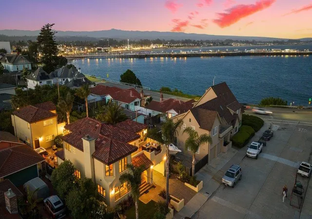 Photo 1 of Single family home for sale at 116 Monterey St, Santa Cruz, CA 95060 | MLS# ML82047237 | Listing updated on 2026-09-29