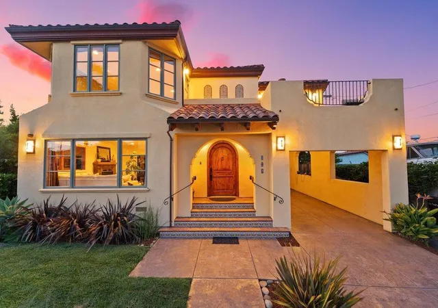 Photo 2 of Single family home for sale at 116 Monterey St, Santa Cruz, CA 95060 | MLS# ML82047237 | Listing updated on 2026-09-29