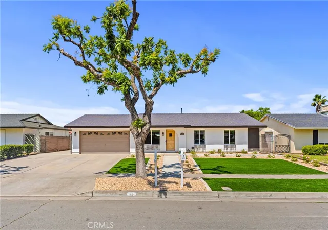 2nd image of 1421 De Anza, Redlands, CA 92374 | MLS# TR26106987