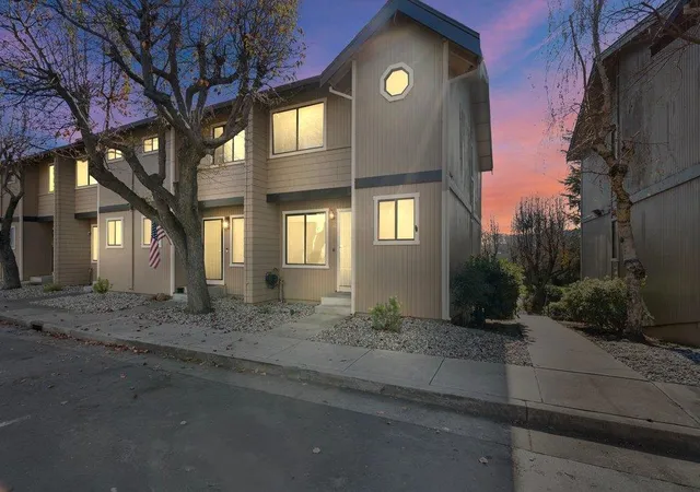 2nd image of 801 Nash Rd #B10, Hollister, CA 95023 | MLS# ML82047635