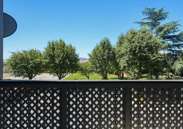 2nd image of 801 Nash Rd, Hollister, CA 95023