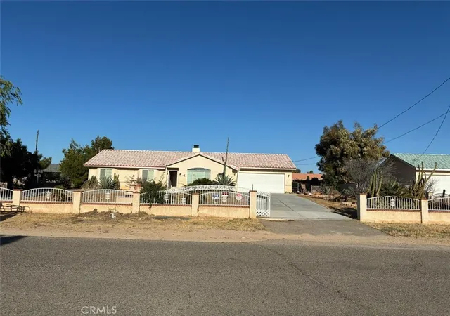 Homes for sale in Hesperia, CA | 11906 Apatite Ave, Hesperia, CA 92345 | MLS# IV26108717