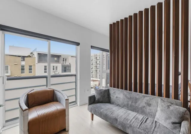 5th image of 550 15Th St, San Diego, CA 92101
