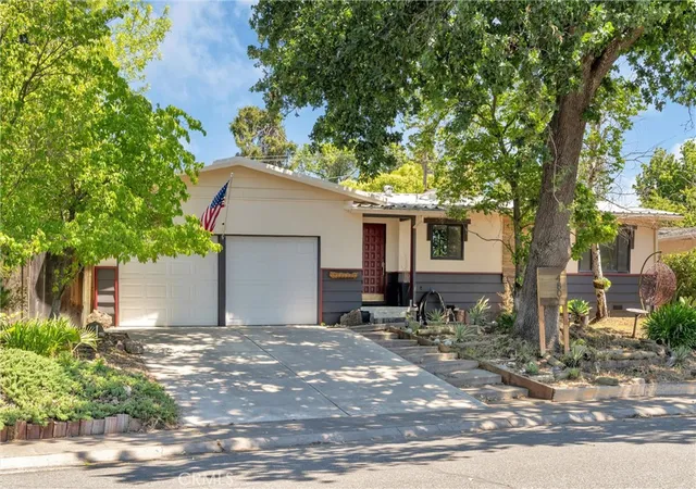 1st image of 480 Redwood Wy, Chico, CA 95926 | MLS# SN26108346