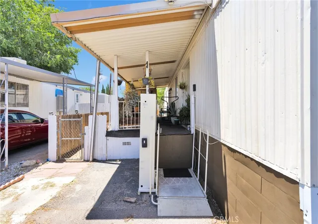 Photo 3 of Manufactured home for sale at 22325 US Hwy 18 #79, Apple Valley, CA 92307 | MLS# HD26108769 | Listing updated on 2026-05-19