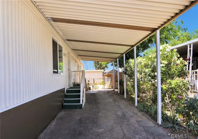 Photo 4 of Manufactured home for sale at 22325 US Hwy 18 #79, Apple Valley, CA 92307 | MLS# HD26108769 | Listing updated on 2026-05-19