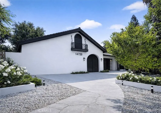 3rd image of 14720 Valerio, Van Nuys, CA 91405 | MLS# SR26108918