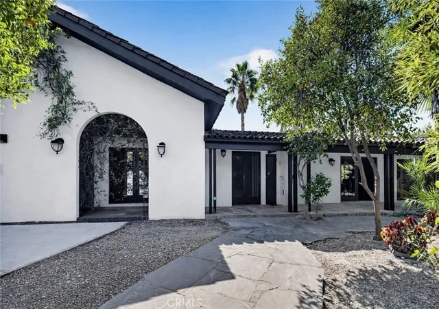 4th image of 14720 Valerio, Van Nuys, CA 91405 | MLS# SR26108918