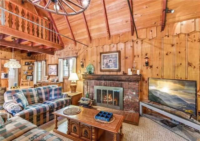 Homes for sale in Lake Arrowhead, CA | 404 Hillside, Lake Arrowhead, CA 92352 | MLS# IG26108929