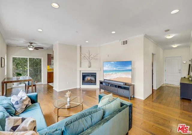 Homes for sale in Los Angeles, CA | 3401 S Bentley Ave #301, Los Angeles, CA 90034 | MLS# 26834629