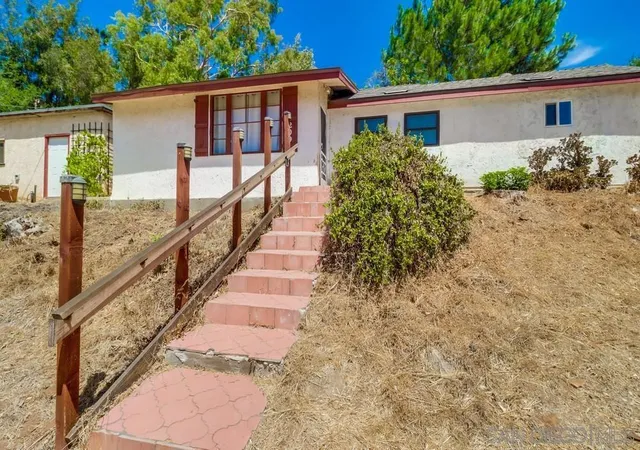 2nd image of 209 Frances Dr, El Cajon, CA 92019 | MLS# 260012103SD