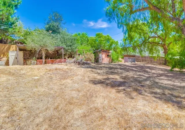 5th image of 209 Frances Dr, El Cajon, CA 92019 | MLS# 260012103SD
