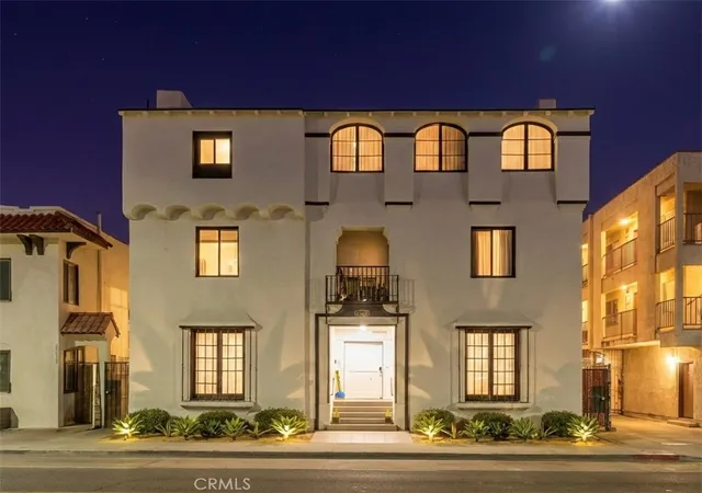 Homes for sale in Long Beach, CA | 1827 E 4th St, Long Beach, CA 90802 | MLS# PW26023461
