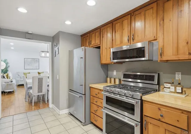 Photo 4 of Single family home for sale at 2553 Granada Cir, Spring Valley, CA 91977 | MLS# PTP2603842 | Listing updated on 2026-07-17