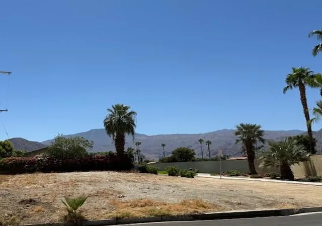 1st image of 2 Sagebrush Ave, La Quinta, CA 92253 | MLS# 219148068DA