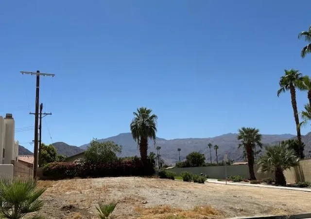 3rd image of 2 Sagebrush Ave, La Quinta, CA 92253 | MLS# 219148068DA