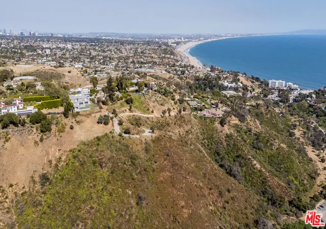 Photo 3 of Land for sale at 646 Paseo Miramar, Pacific Palisades, CA 90272 | MLS# 26835557 | Listing updated on 2026-06-26