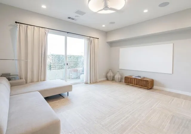 Photo 4 of Townhouse for sale at 2543 Marine Ave, Gardena, CA 90249 | MLS# 219148070DA | Listing updated on 2026-09-29