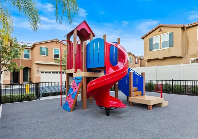 Photo 2 of Condo for sale at 506 Willowmore St, Vista, CA 92081 | MLS# PTP2603846 | Listing updated on 2026-08-31