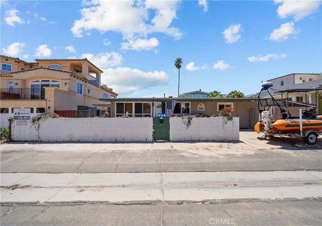 Photo 2 of Single family home for sale at 1284 Sagamore Ln, Ventura, CA 93001 | MLS# SR26102230 | Listing updated on 2026-06-05