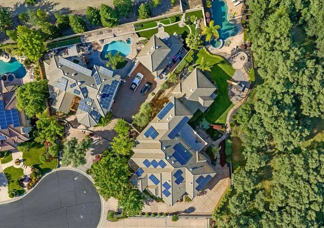 Photo 1 of Mansion for sale at 8625 Laurel Mist Ct, Granite Bay, CA 95746 | MLS# ML82046536 | Listing updated on 2026-10-12