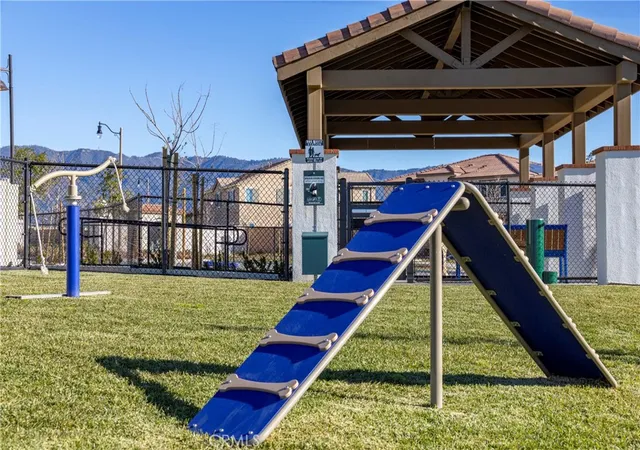 Homes for sale in Fontana, CA | 16583 Bottlebrush Ln #2, Fontana, CA 92336 | MLS# OC26109016