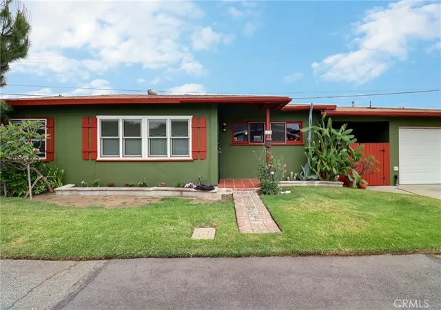 Photo 3 of Single family home for sale at 5426 Warman Ln, Temple City, CA 91780 | MLS# AR26042631 | Listing updated on 2026-09-25