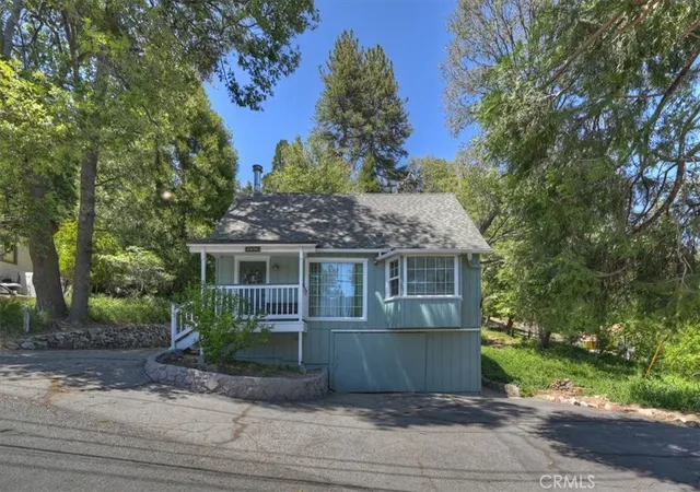 1st image of 23720 Hillside, Crestline, CA 92325 | MLS# IG26109389