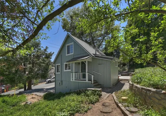 39th image of 23720 Hillside, Crestline, CA 92325 | MLS# IG26109389