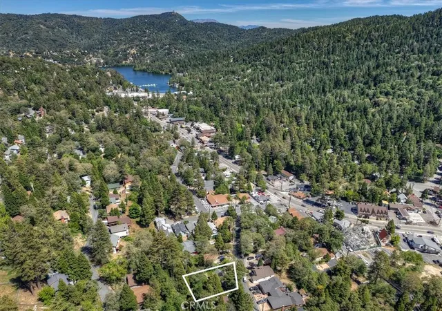 3rd image of 23720 Hillside, Crestline, CA 92325 | MLS# IG26109389