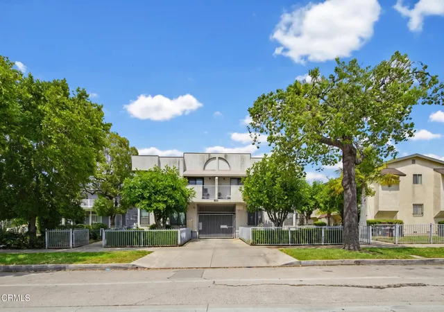 Homes for sale in Pasadena, CA | 847 N Raymond Ave #9A, Pasadena, CA 91103 | MLS# P1-27227