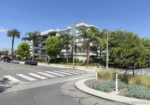 Photo 1 of Sale Pending at 535 West 4th #306, Long Beach, CA 90802 | MLS# 260012140SD | Listing updated on 2026-10-27