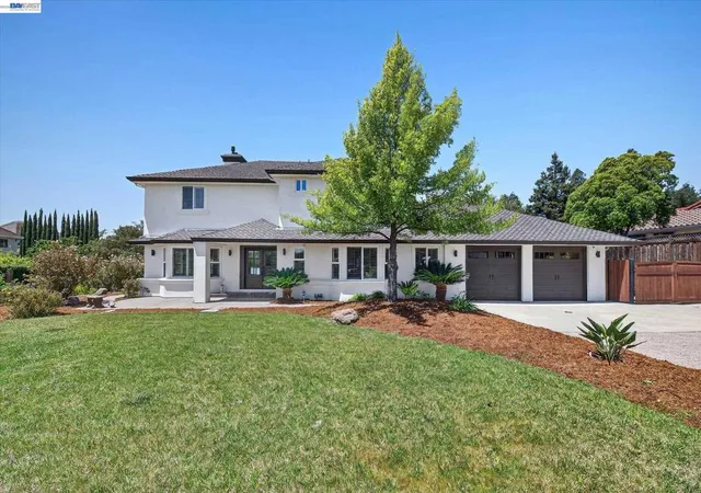 Photo 1 of Single family home for sale at 2337 Grosvenor Hts Ct, Livermore, CA 94550 | MLS# 41135334 | Listing updated on 2026-09-17