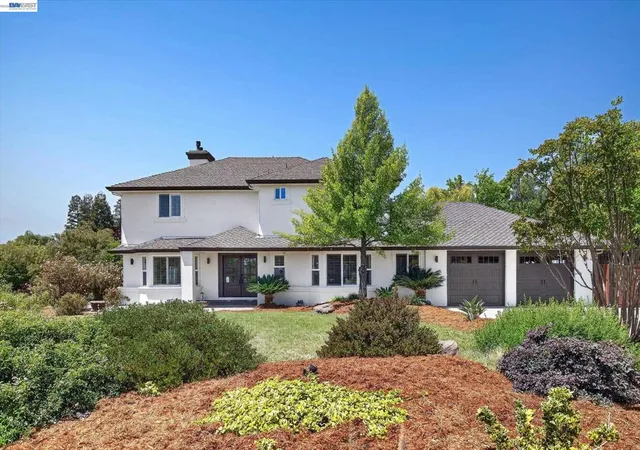 Photo 2 of Single family home for sale at 2337 Grosvenor Hts Ct, Livermore, CA 94550 | MLS# 41135334 | Listing updated on 2026-09-17
