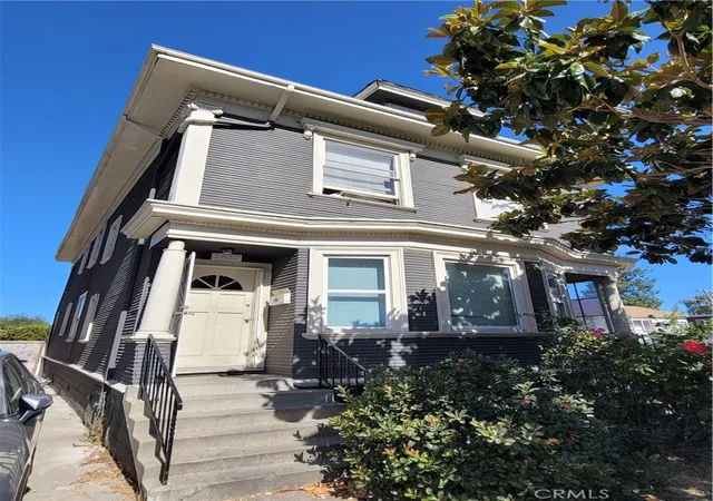 1st image of 3869 Martin Luther King Jr Way, Oakland, CA 94609 | MLS# DW26109466