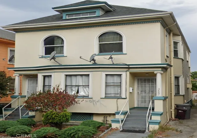 1st image of 3867 Martin Luther King Jr Way, Oakland, CA 94609 | MLS# DW26109457