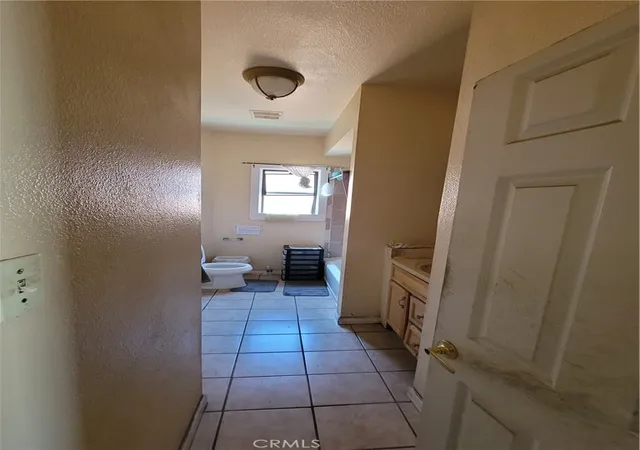 5th image of 3867 Martin Luther King Jr Way, Oakland, CA 94609 | MLS# DW26109457