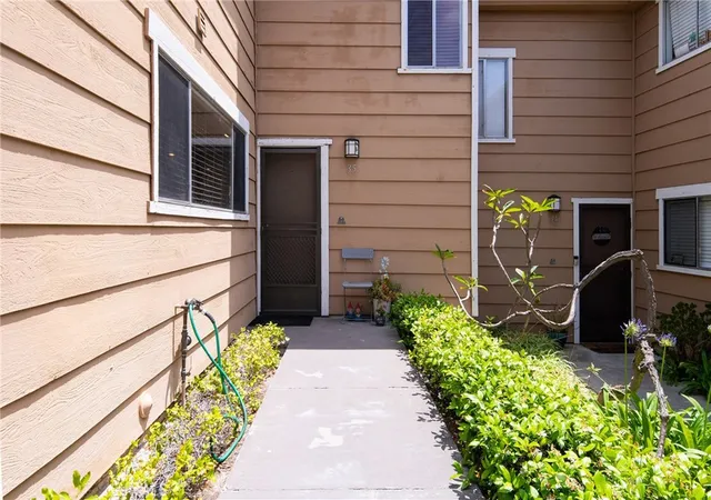 4th image of 640 W Lambert #35, La Habra, CA 90631 | MLS# DW26109373