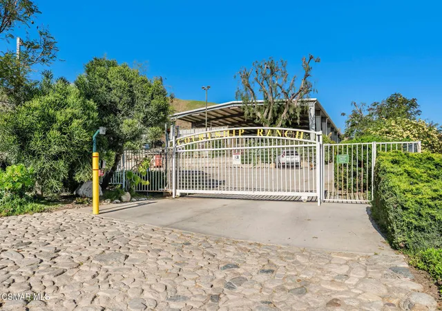 Photo 4 of Single family home for sale at 11270 Dominica Ave, Sylmar, CA 91342 | MLS# 226002346 | Listing updated on 2026-05-20